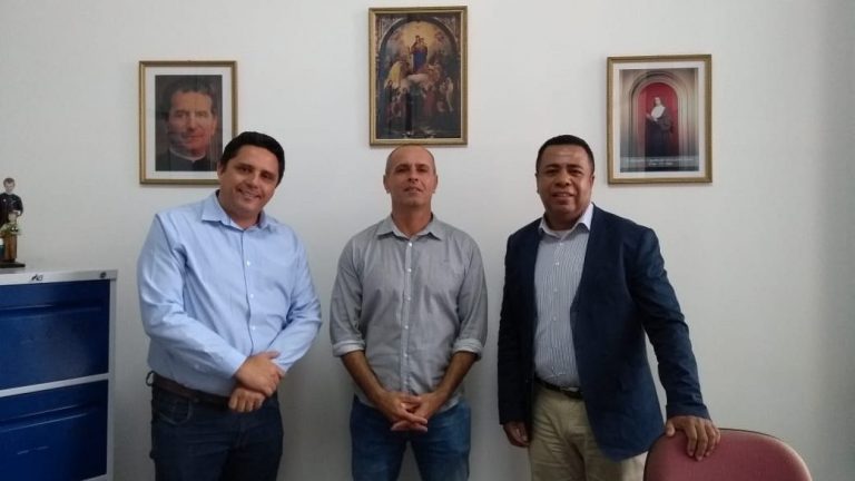 Secretário Municipal de Segurança de Lorena, Carlos Adriany Lescura, visita o Reitor do UNIFATEA nesta manhã