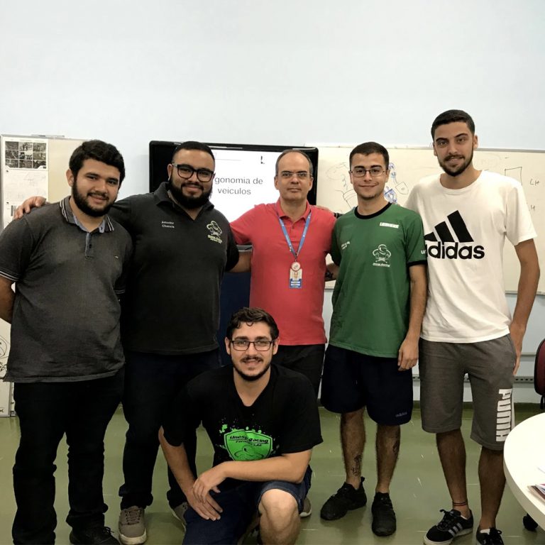 Grupo de Pesquisa Ergonomia do Produto UNIFATEA formam alunos da FEG-UNESP em Ergonomia Automotiva e suas aplicações ao Projeto SAE