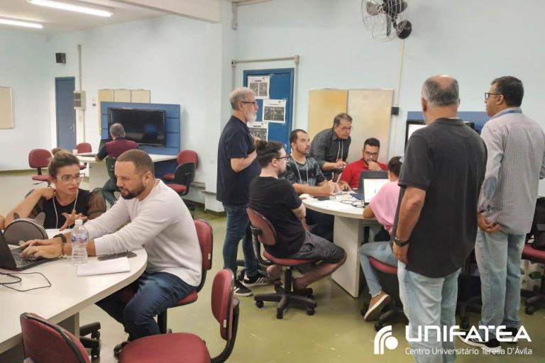 Alunos do Mestrado Profissional participam de encontro imersivo na feira livre de Lorena