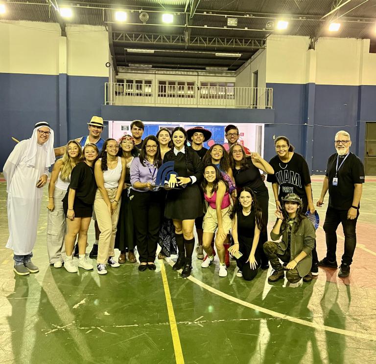 Noites de Sonhos e Confraternização: Unifatea celebra Inspiração e Talentos Acadêmicos