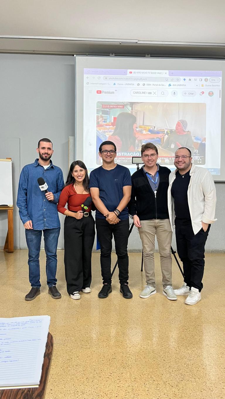 Alunos do UNIFATEA participam de oficina de videorreportagem com repórter da Band Vale