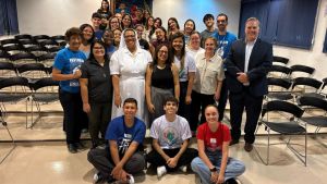 Diretora internacional do VIDES visita o Unifatea e reforça a importância do voluntariado no “quilômetro zero”